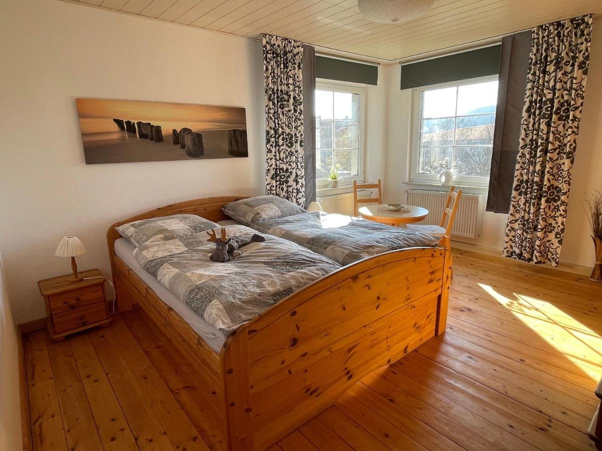 Ferienwohnung Zum Riesenloeffel アルンシュタット エクステリア 写真